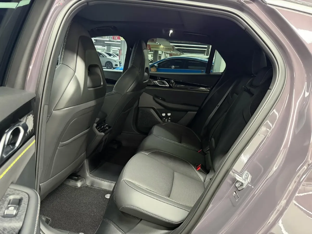 2025 LYNK&CO 03 2.0T 254HP L4 7DCT,autocango,china used car exporter,china ev exporter,chinese used car exporter,chinese used ev exporter