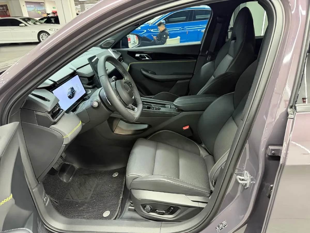 2025 LYNK&CO 03 2.0T 254HP L4 7DCT,autocango,china used car exporter,china ev exporter,chinese used car exporter,chinese used ev exporter