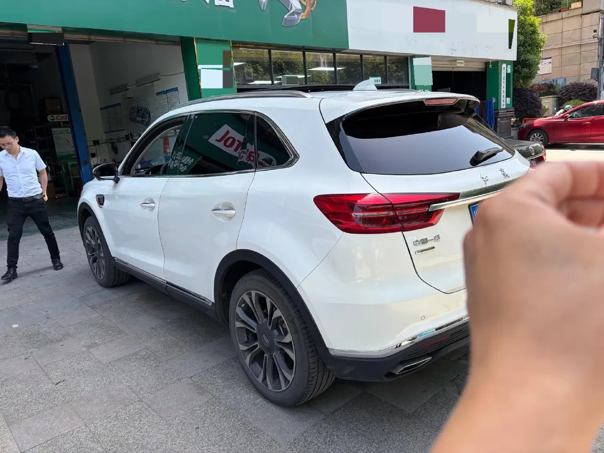 2019 HongQi HS5 2.0T 224HP L4 6AT,autocango,china used car exporter,china ev exporter,chinese used car exporter,chinese used ev exporter