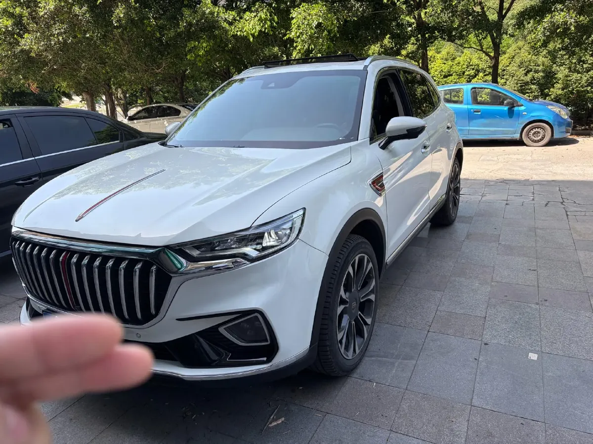 2019 HongQi HS5 2.0T 224HP L4 6AT,autocango,china used car exporter,china ev exporter,chinese used car exporter,chinese used ev exporter