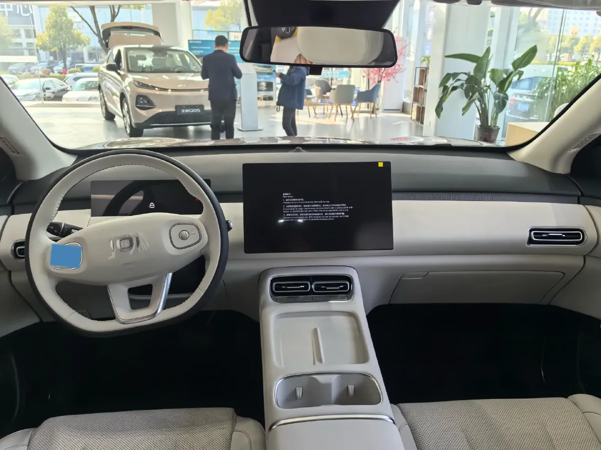 2026 Ruichi Auto EC75 BEV,autocango,china used car exporter,china ev exporter,chinese used car exporter,chinese used ev exporter