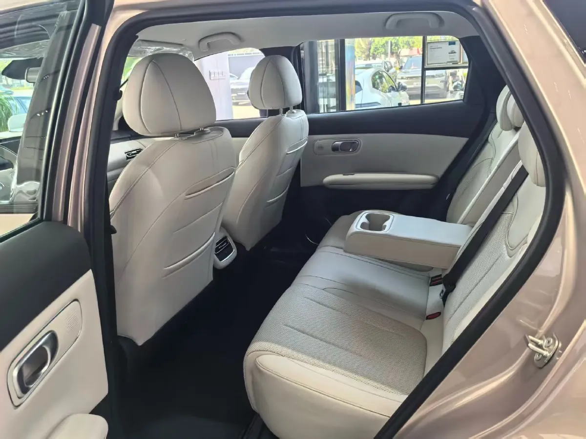 2026 Ruichi Auto EC75 BEV,autocango,china used car exporter,china ev exporter,chinese used car exporter,chinese used ev exporter