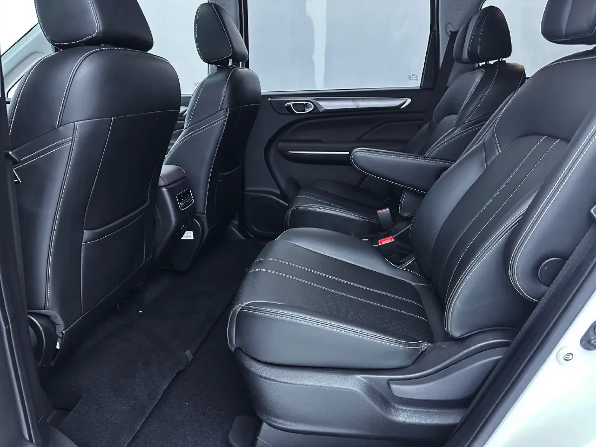 2021 GAC Trumpchi M6 1.5T 169HP L4 6AT,autocango,china used car exporter,china ev exporter,chinese used car exporter,chinese used ev exporter