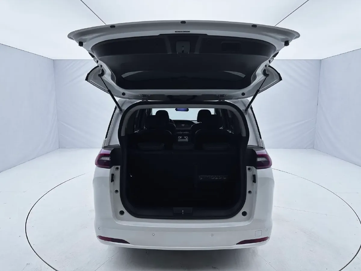 2021 GAC Trumpchi M6 1.5T 169HP L4 6AT,autocango,china used car exporter,china ev exporter,chinese used car exporter,chinese used ev exporter