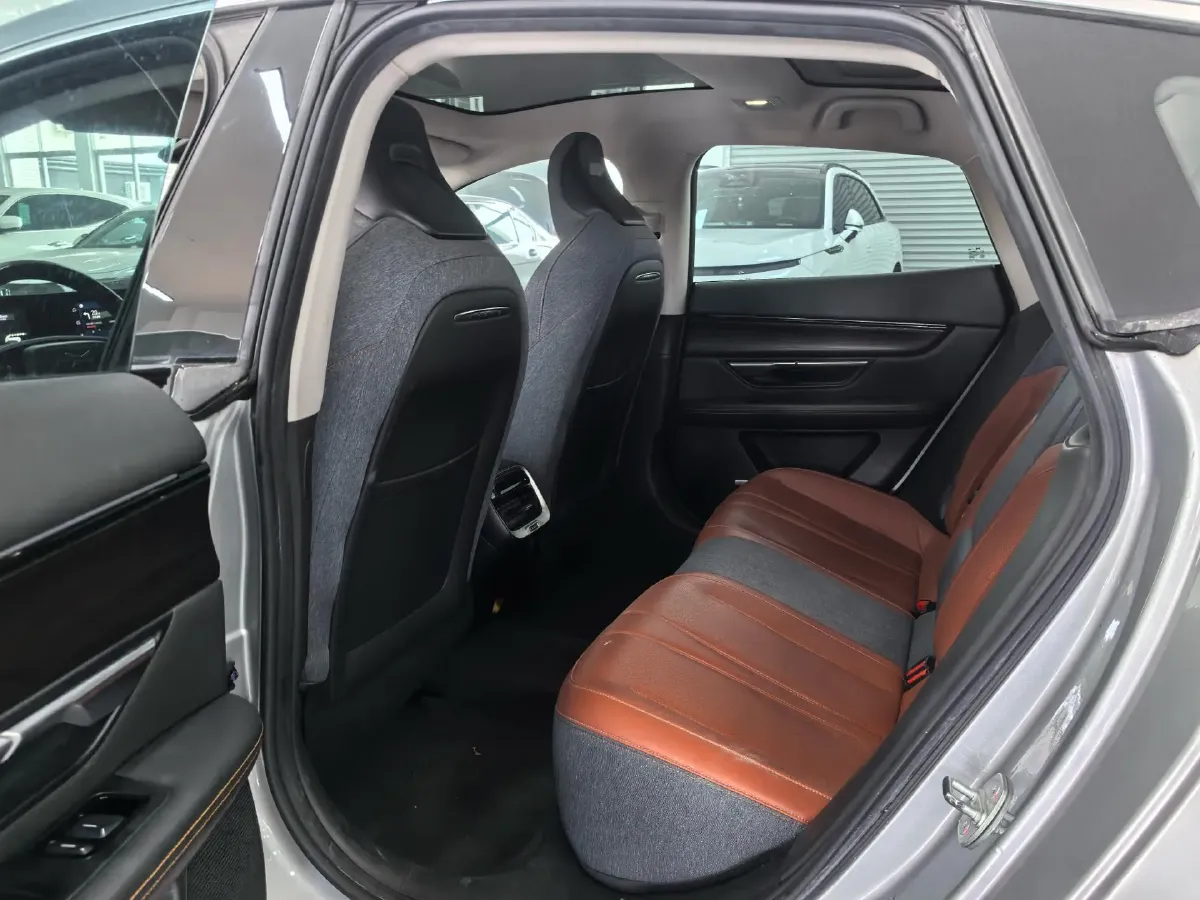 2022 Buick EnvisionS 2.0T 237HP L4 9AT,autocango,china used car exporter,china ev exporter,chinese used car exporter,chinese used ev exporter