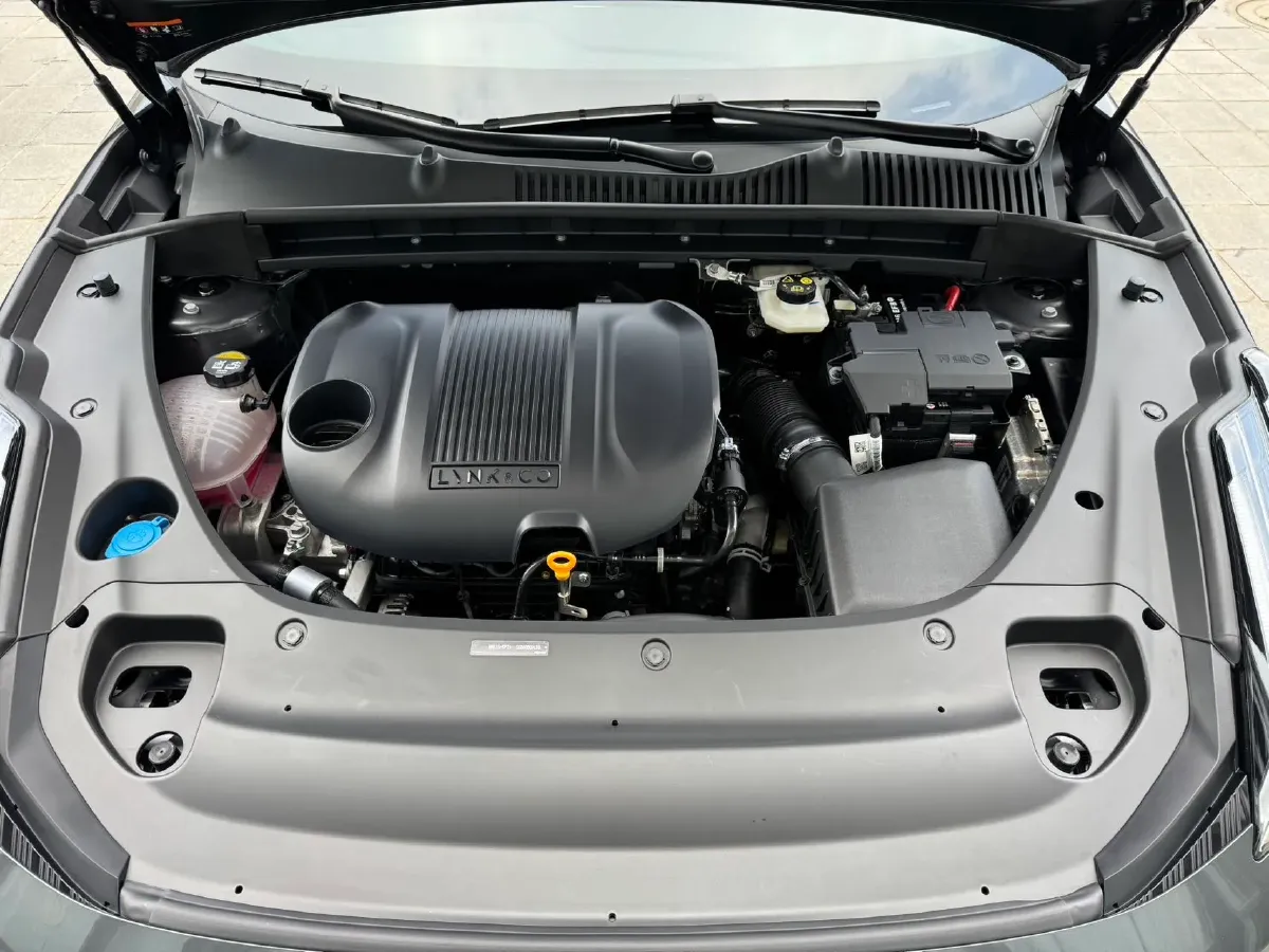 2025 LYNK&CO 03 1.5T 181HP L4 7DCT,autocango,china used car exporter,china ev exporter,chinese used car exporter,chinese used ev exporter