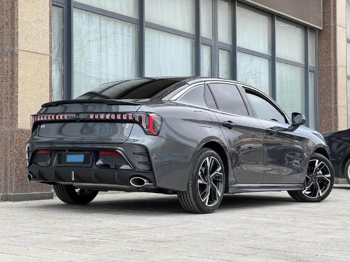 2025 LYNK&CO 03 1.5T 181HP L4 7DCT,autocango,china used car exporter,china ev exporter,chinese used car exporter,chinese used ev exporter