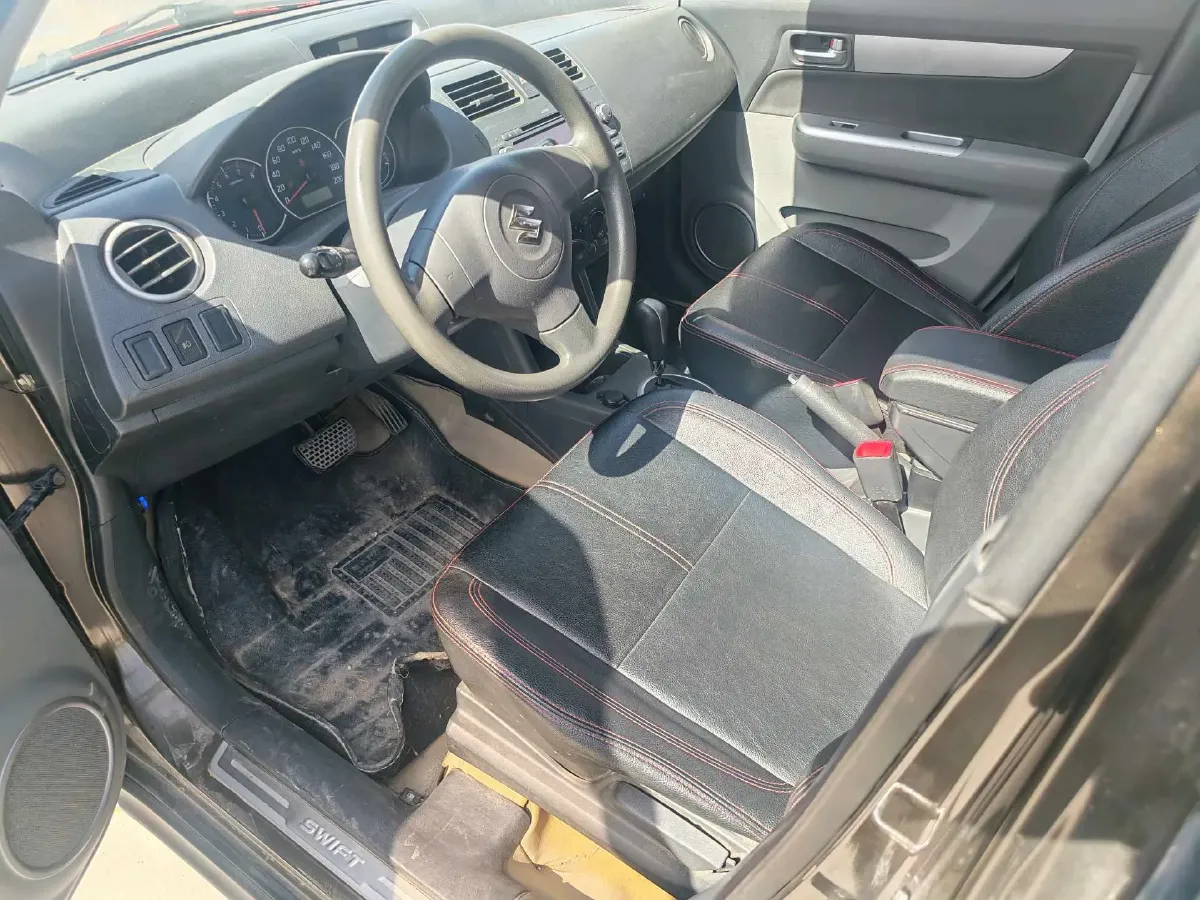 2013 Suzuki Swift 1.5L 103HP L4 4AT,autocango,china used car exporter,china ev exporter,chinese used car exporter,chinese used ev exporter