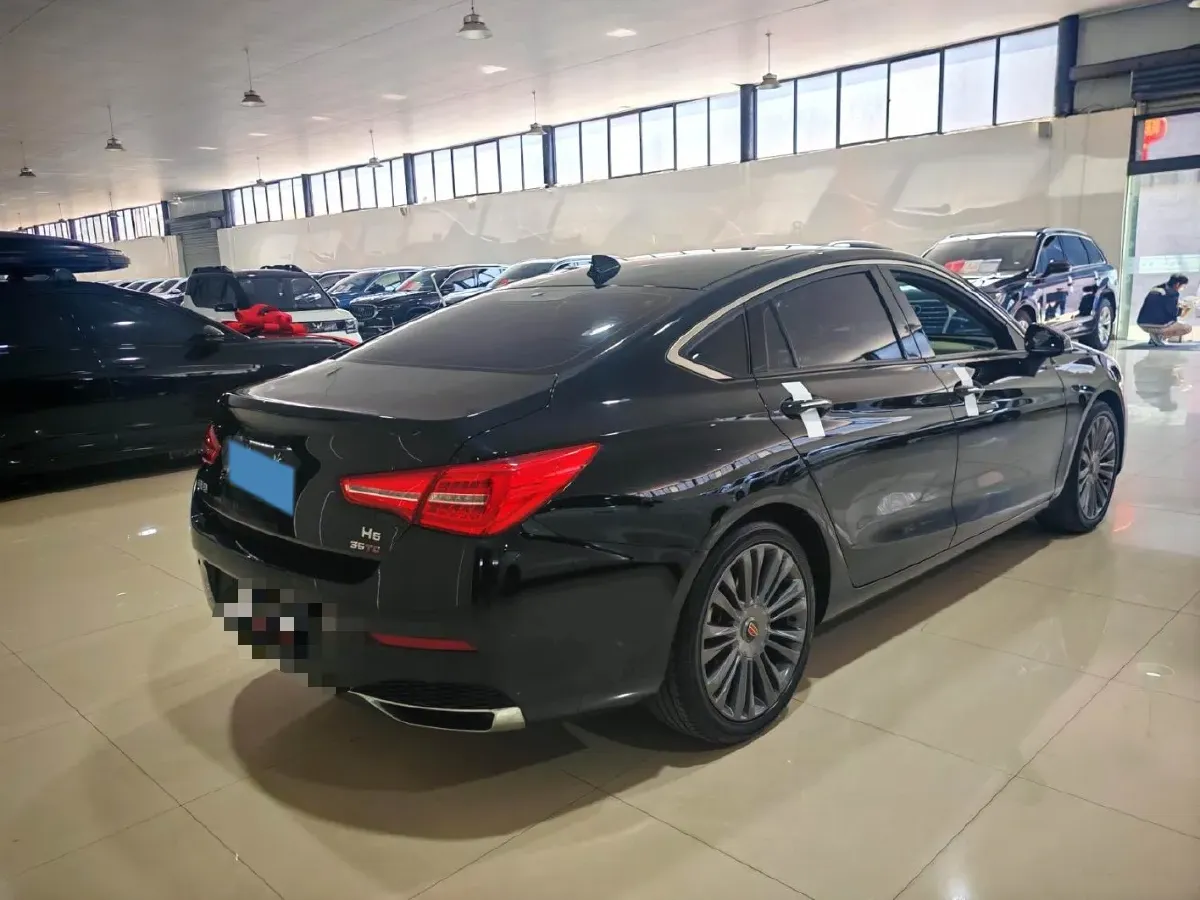 2020 HongQi H5 1.8T 197HP L4 6AT,autocango,china used car exporter,china ev exporter,chinese used car exporter,chinese used ev exporter