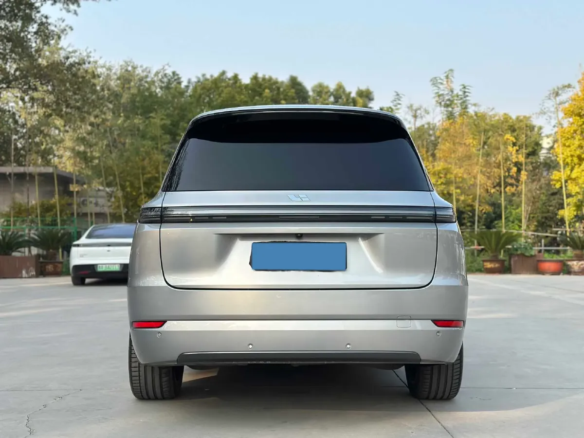 2022 Li L9 Range Extended 154HP REEV 42.6KWH,autocango,china used car exporter,china ev exporter,chinese used car exporter,chinese used ev exporter