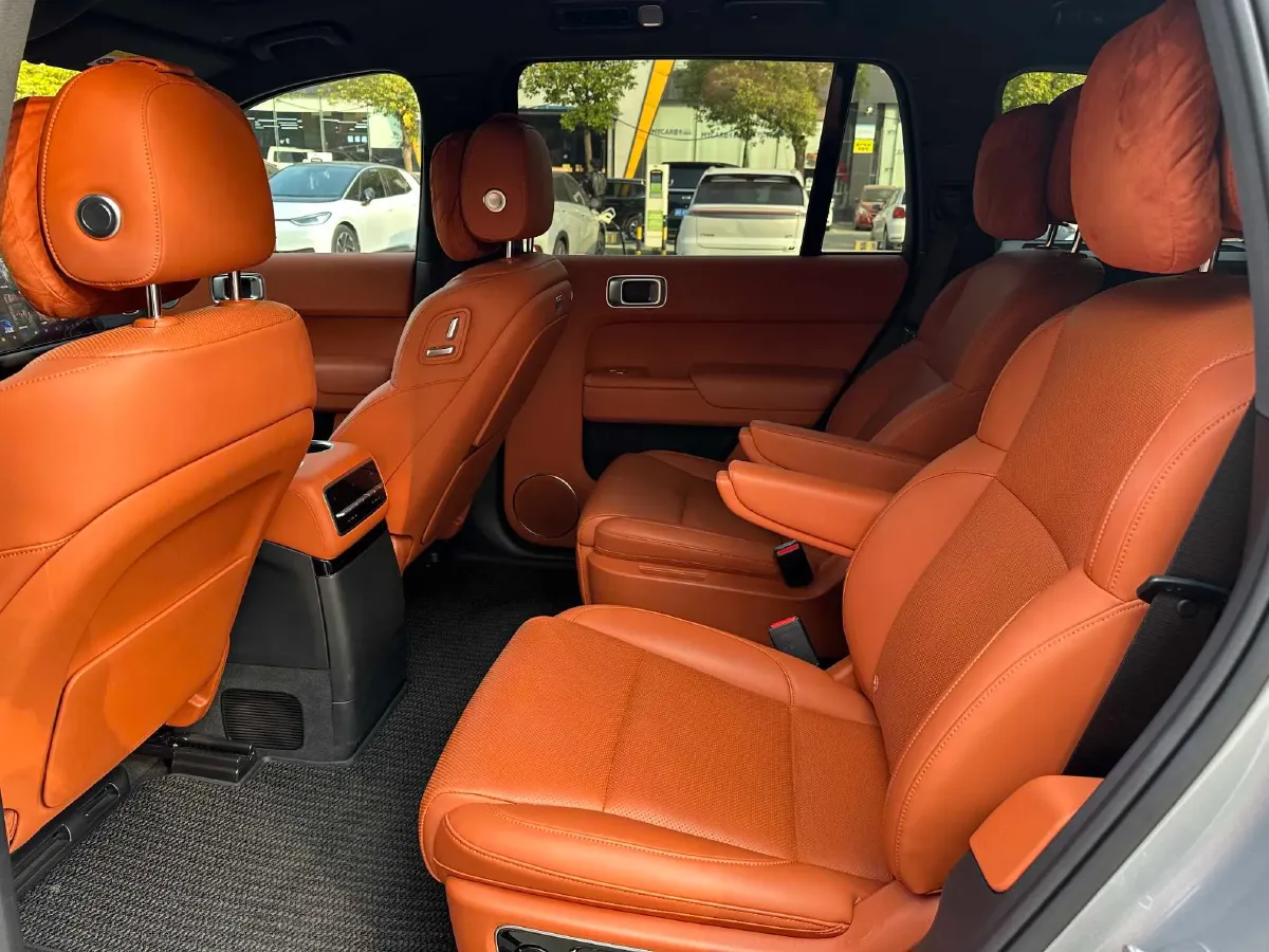 2022 Li L9 Range Extended 154HP REEV 42.6KWH,autocango,china used car exporter,china ev exporter,chinese used car exporter,chinese used ev exporter