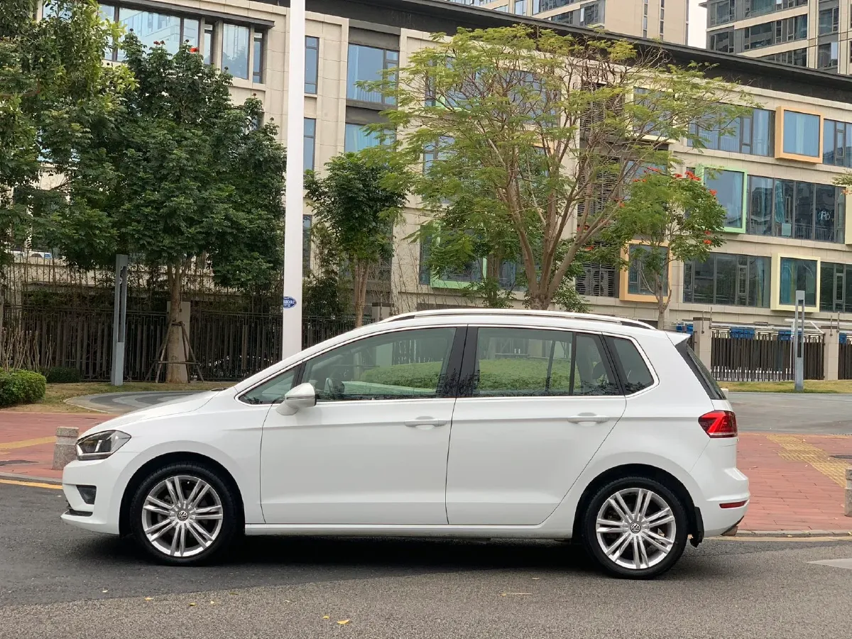 2018 Volkswagen Golf Sportsvan 1.4T 131HP L4 7DCT,autocango,china used car exporter,china ev exporter,chinese used car exporter,chinese used ev exporter