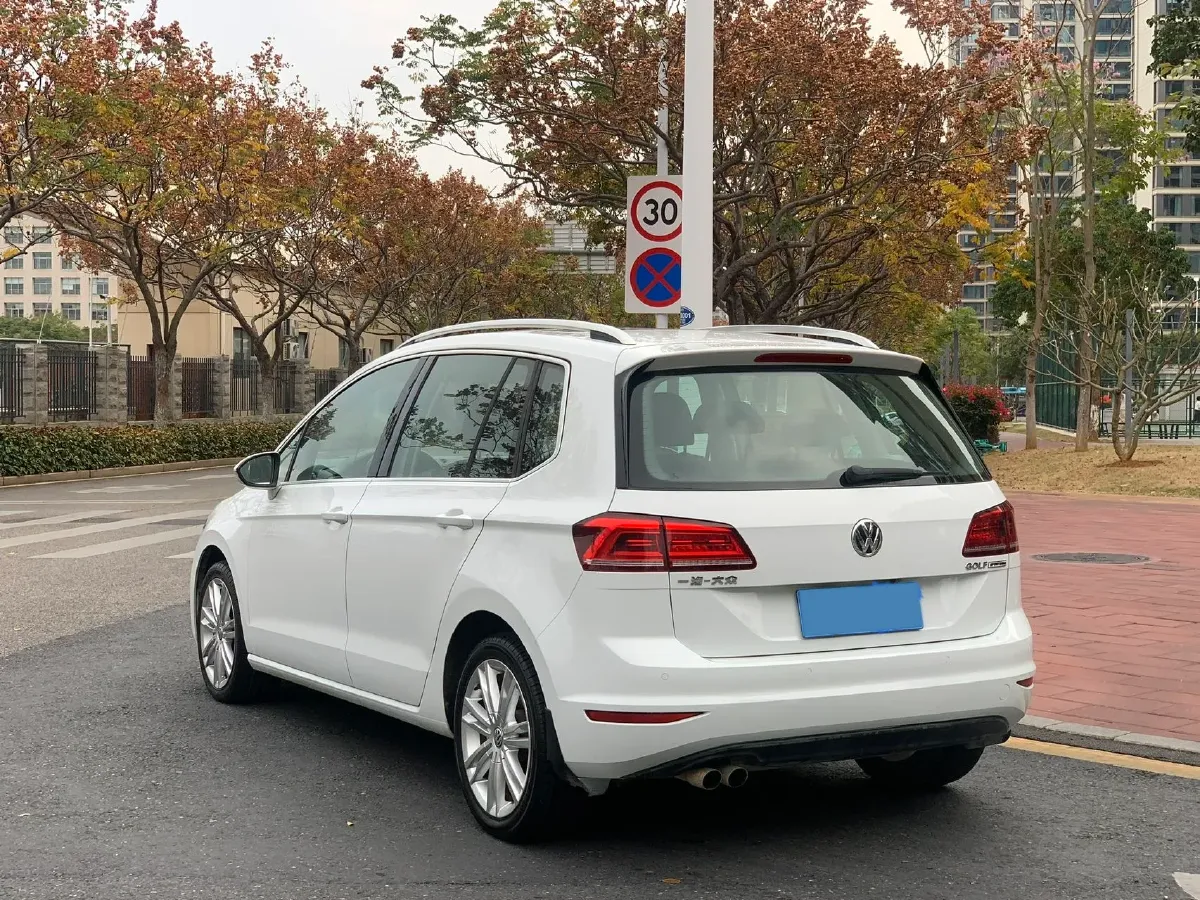 2018 Volkswagen Golf Sportsvan 1.4T 131HP L4 7DCT,autocango,china used car exporter,china ev exporter,chinese used car exporter,chinese used ev exporter