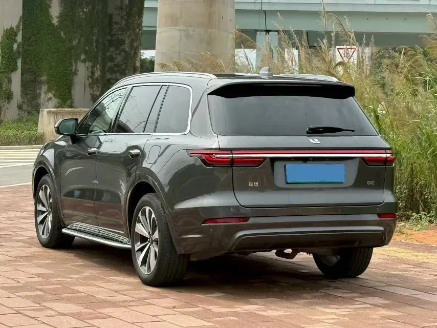 2020 Li ONE Range Extended 131HP REEV 40.5KWH,autocango,china used car exporter,china ev exporter,chinese used car exporter,chinese used ev exporter