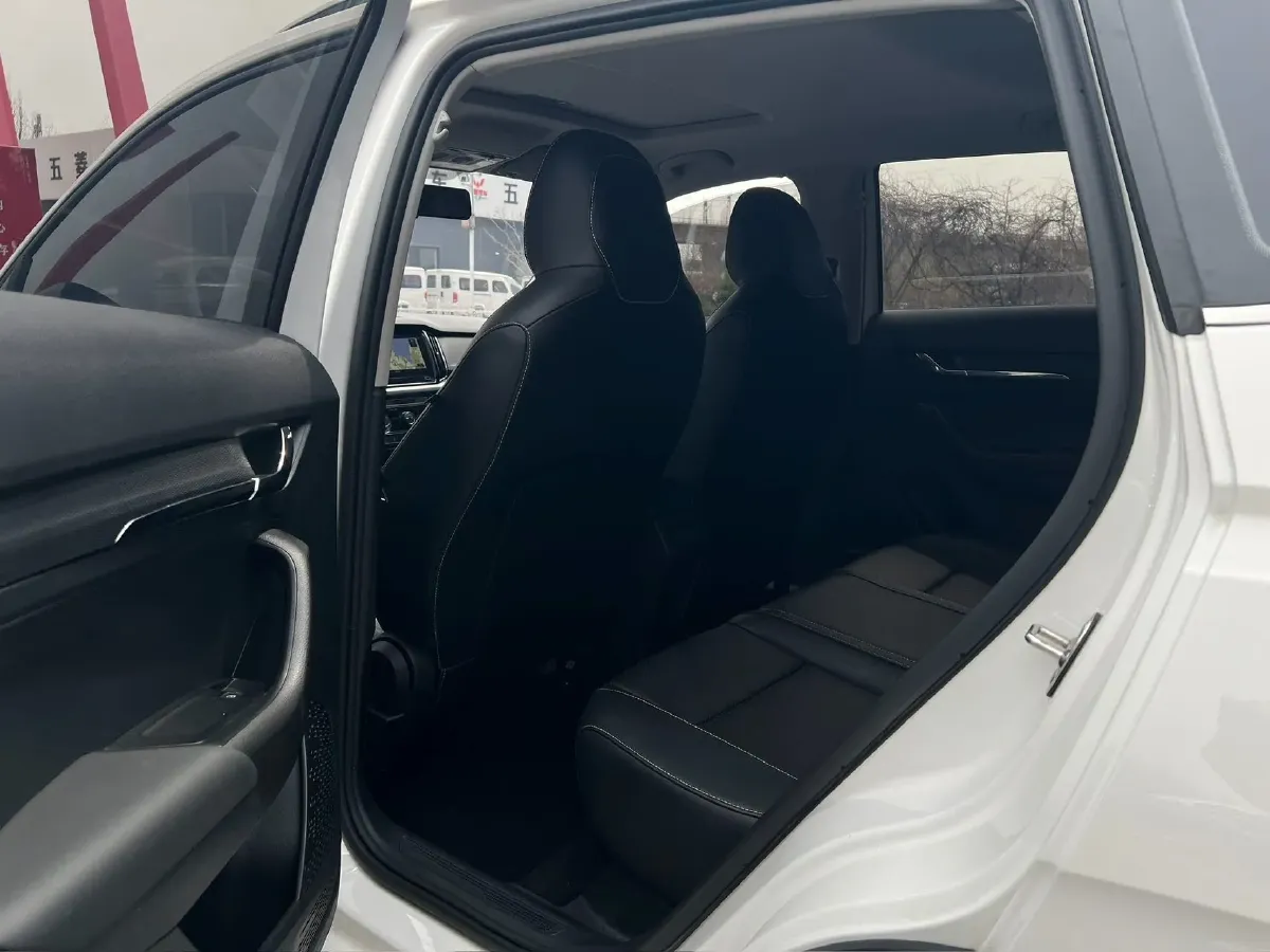 2022 Skoda Kamiq 1.5L 112HP L4 6AT,autocango,china used car exporter,china ev exporter,chinese used car exporter,chinese used ev exporter