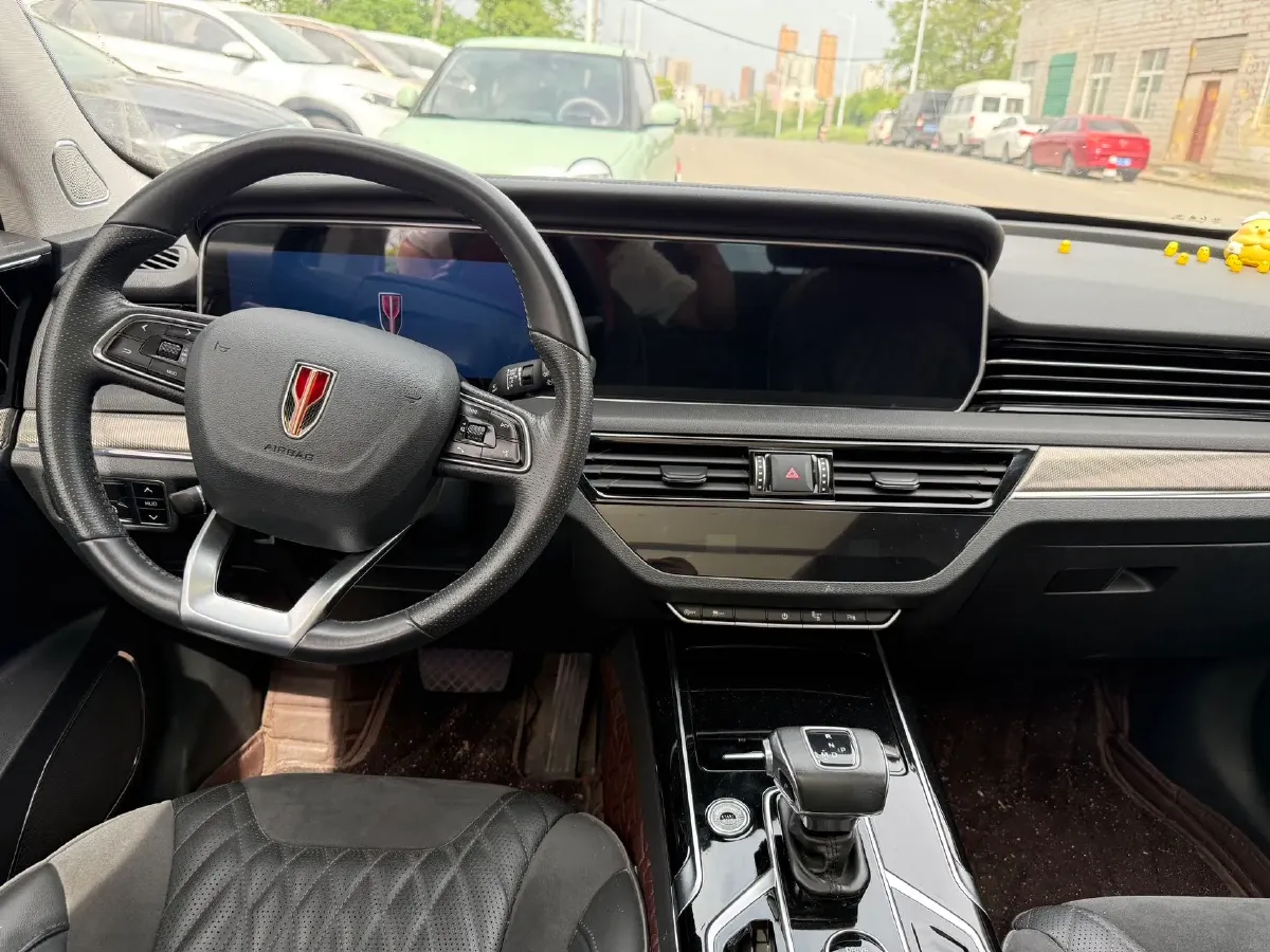 2022 HongQi HS5 2.0T 224HP L4 6AT,autocango,china used car exporter,china ev exporter,chinese used car exporter,chinese used ev exporter