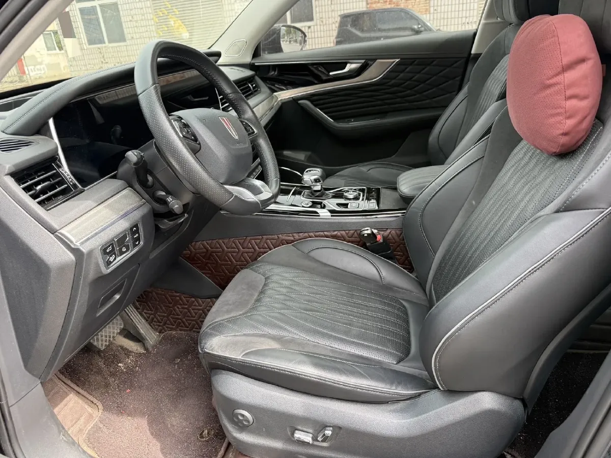 2022 HongQi HS5 2.0T 224HP L4 6AT,autocango,china used car exporter,china ev exporter,chinese used car exporter,chinese used ev exporter