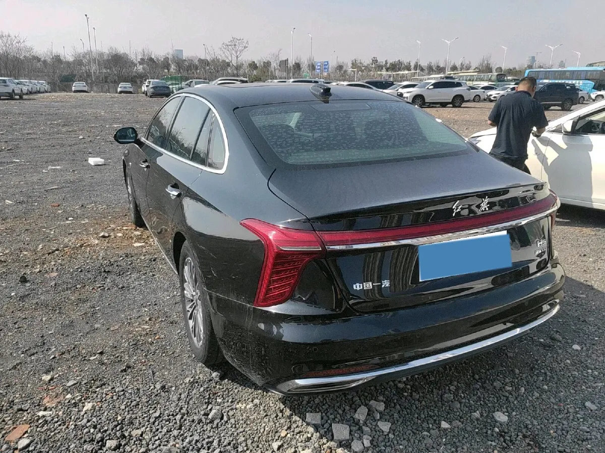 2023 HongQi H5 1.5T 169HP L4 7DCT,autocango,china used car exporter,china ev exporter,chinese used car exporter,chinese used ev exporter