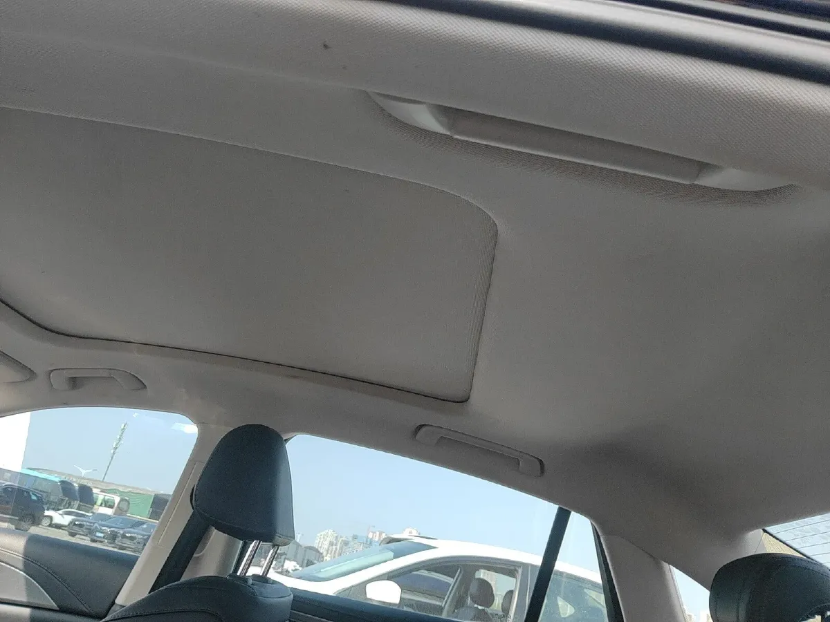 2023 HongQi H5 1.5T 169HP L4 7DCT,autocango,china used car exporter,china ev exporter,chinese used car exporter,chinese used ev exporter