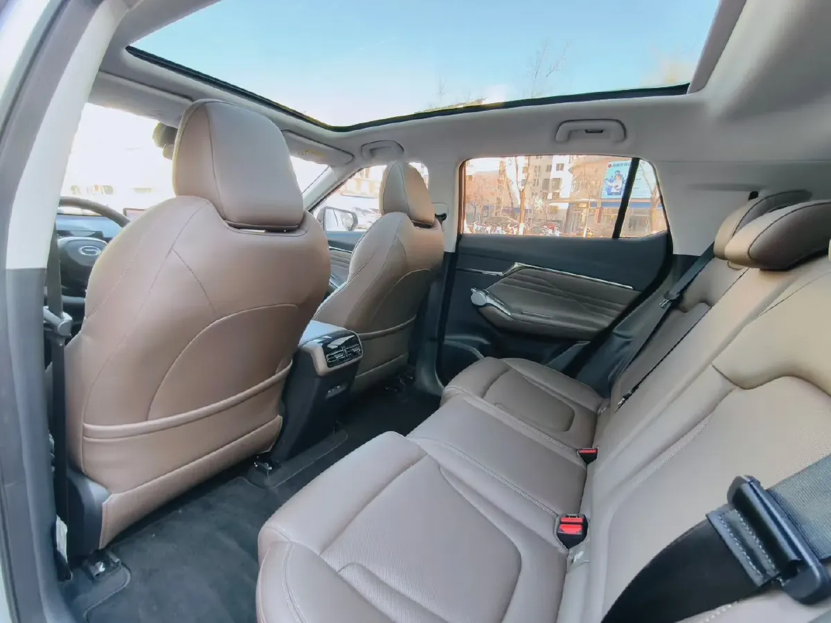 2024 GAC Trumpchi GS4 1.5T 177HP L4 7DCT,autocango,china used car exporter,china ev exporter,chinese used car exporter,chinese used ev exporter