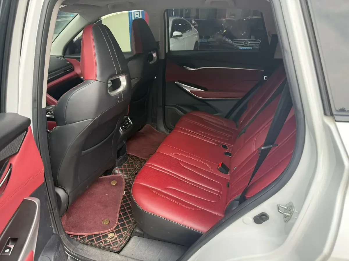 2021 ChangAn CS75 Plus 2.0T 233HP L4 8AT,autocango,china used car exporter,china ev exporter,chinese used car exporter,chinese used ev exporter