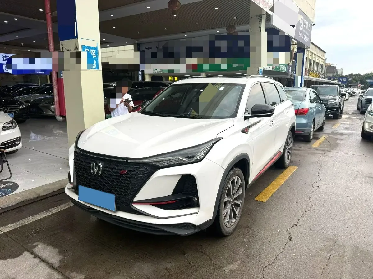 2021 ChangAn CS75 Plus 2.0T 233HP L4 8AT,autocango,china used car exporter,china ev exporter,chinese used car exporter,chinese used ev exporter