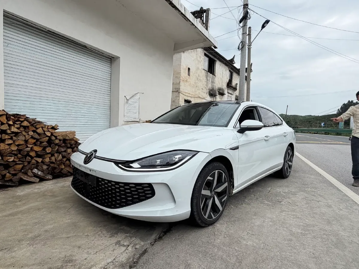 2024 Volkswagen Lamando 1.4T 150HP L4 7DCT,autocango,china used car exporter,china ev exporter,chinese used car exporter,chinese used ev exporter