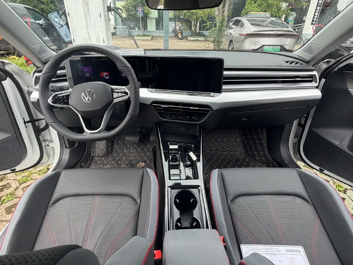 2024 Volkswagen Lamando 1.4T 150HP L4 7DCT,autocango,china used car exporter,china ev exporter,chinese used car exporter,chinese used ev exporter