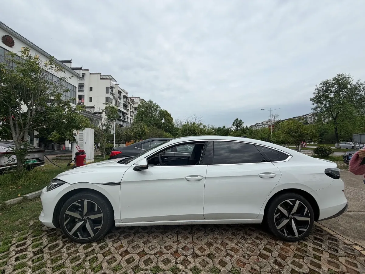 2024 Volkswagen Lamando 1.4T 150HP L4 7DCT,autocango,china used car exporter,china ev exporter,chinese used car exporter,chinese used ev exporter