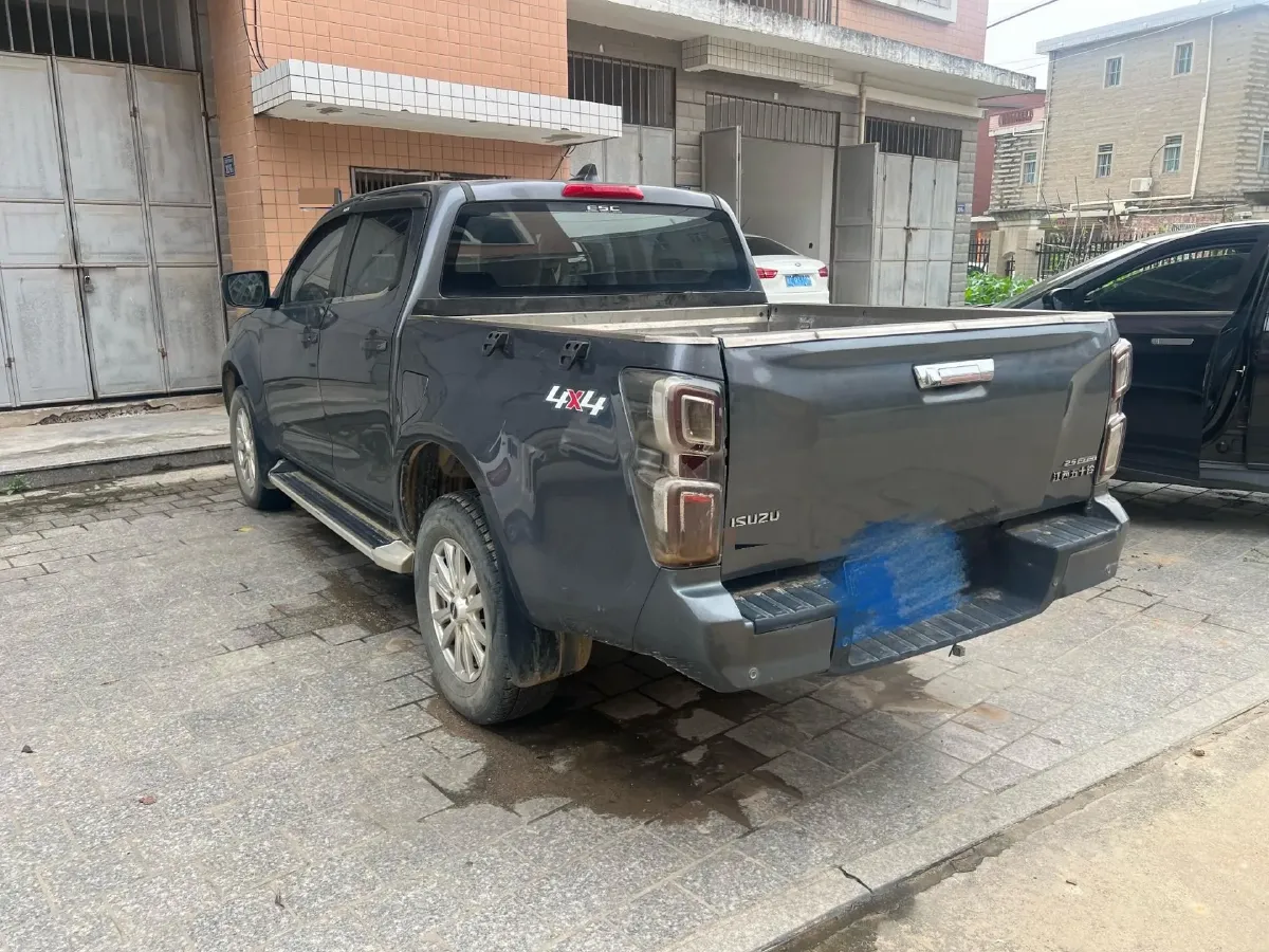 2023 Isuzu LingTuo 2.5T 150HP L4 6MT,autocango,china used car exporter,china ev exporter,chinese used car exporter,chinese used ev exporter