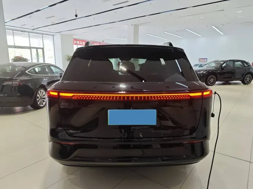 2025 Xpeng G9 BEV 79KWH,autocango,china used car exporter,china ev exporter,chinese used car exporter,chinese used ev exporter