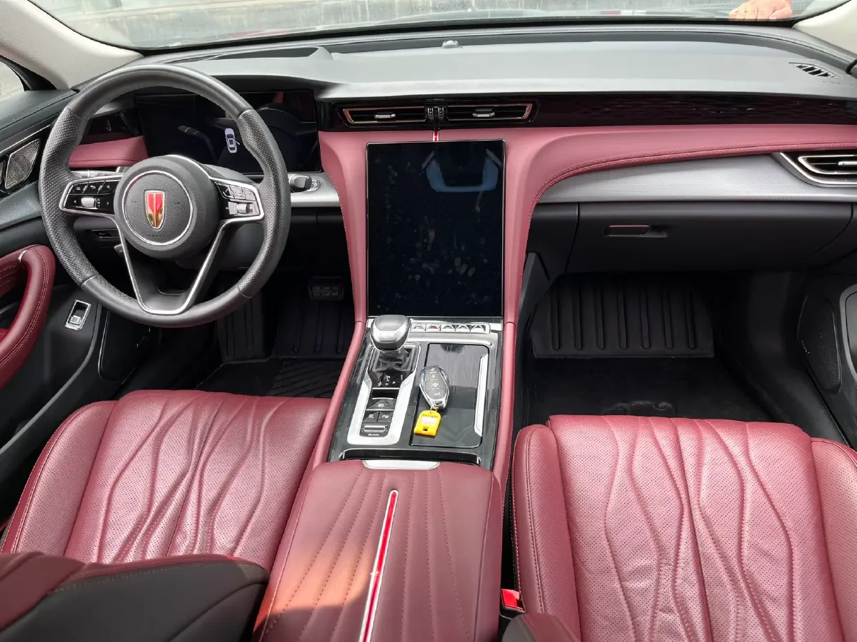 2023 HongQi H5 2.0T 224HP L4 8AT,autocango,china used car exporter,china ev exporter,chinese used car exporter,chinese used ev exporter