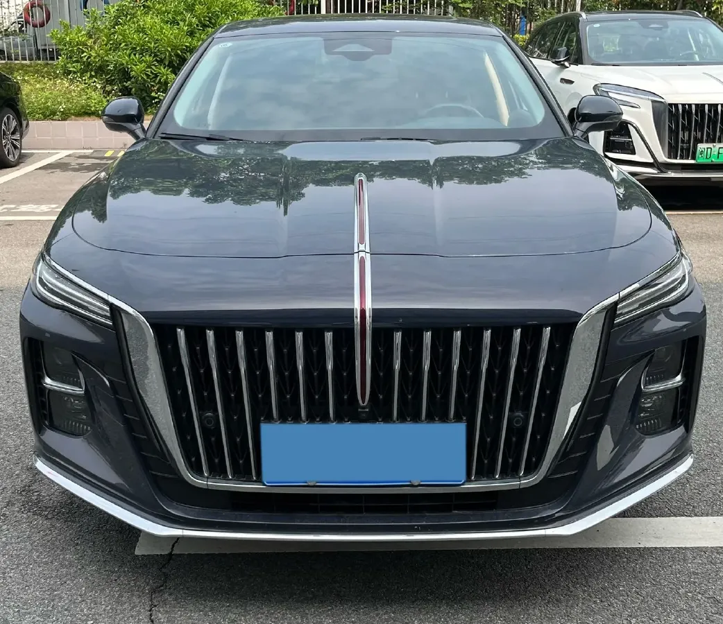 2023 HongQi H5 2.0T 224HP L4 8AT,autocango,china used car exporter,china ev exporter,chinese used car exporter,chinese used ev exporter