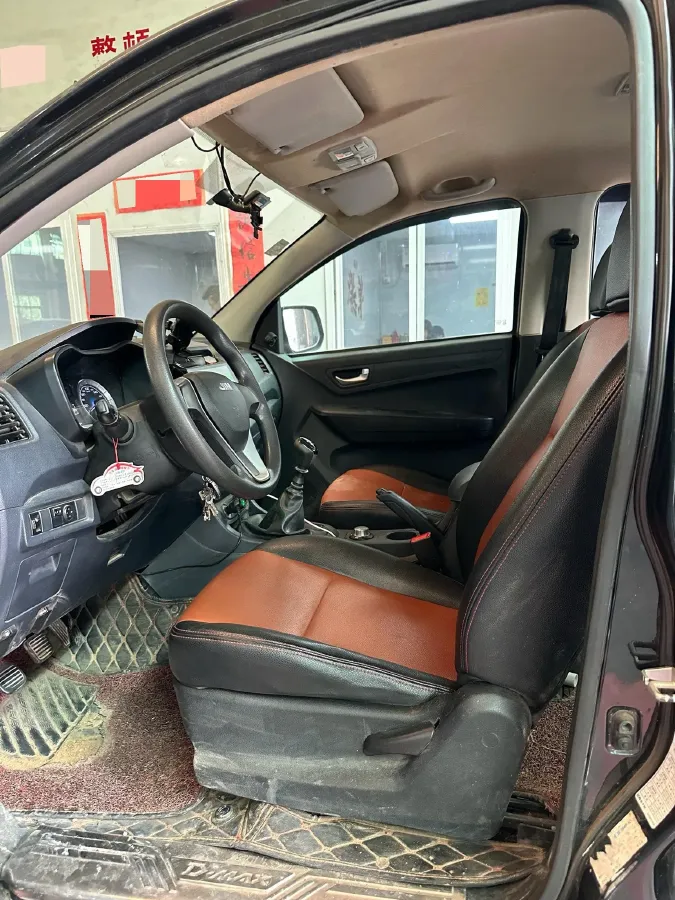 2018 Isuzu RE-MAX Jim 2.0T 204HP L4 5MT,autocango,china used car exporter,china ev exporter,chinese used car exporter,chinese used ev exporter