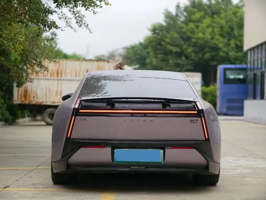 2025 Xpeng P7 BEV,autocango,china used car exporter,china ev exporter,chinese used car exporter,chinese used ev exporter