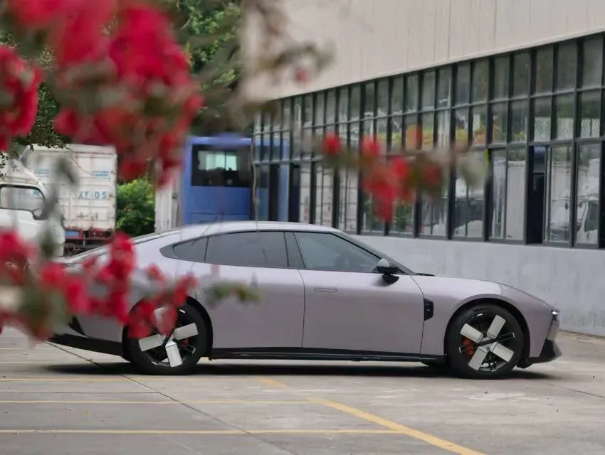 2025 Xpeng P7 BEV,autocango,china used car exporter,china ev exporter,chinese used car exporter,chinese used ev exporter