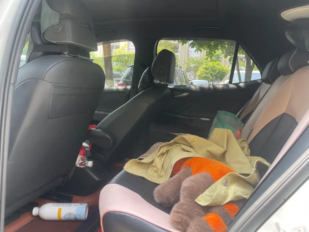 2024 Volkswagen ID.3 BEV 52.8KWH,autocango,china used car exporter,china ev exporter,chinese used car exporter,chinese used ev exporter