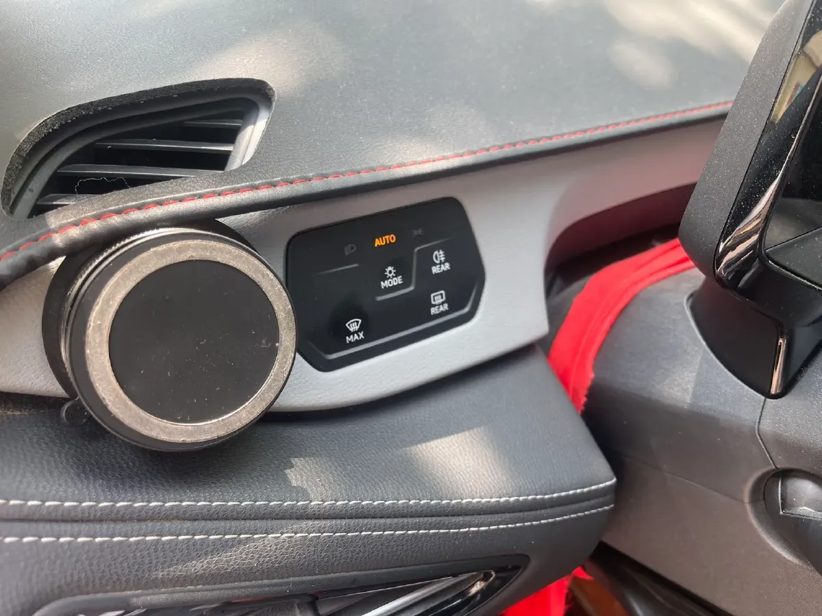 2024 Volkswagen ID.3 BEV 52.8KWH,autocango,china used car exporter,china ev exporter,chinese used car exporter,chinese used ev exporter