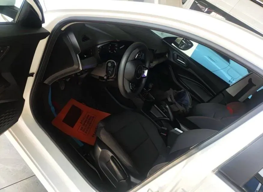 2023 MG 5 1.5L 129HP L4 5MT,autocango,china used car exporter,china ev exporter,chinese used car exporter,chinese used ev exporter