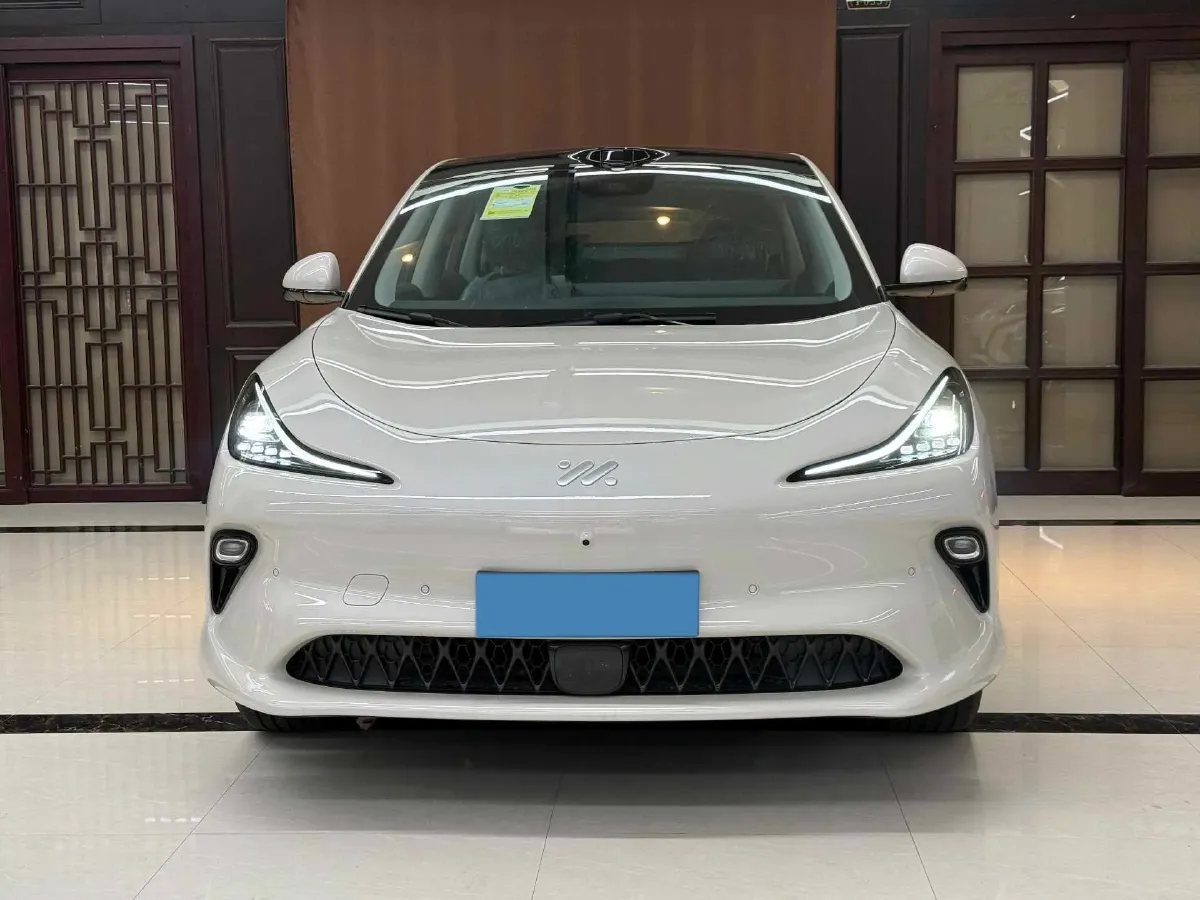 2025 IM LS6 BEV 75KWH,autocango,china used car exporter,china ev exporter,chinese used car exporter,chinese used ev exporter