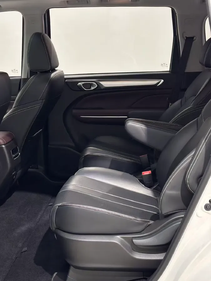 2023 GAC Trumpchi M6 1.5T 177HP L4 7DCT,autocango,china used car exporter,china ev exporter,chinese used car exporter,chinese used ev exporter