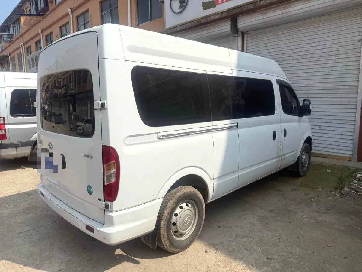 2021 MAXUS XinTu V80 2.0T 139HP L4 6MT,autocango,china used car exporter,china ev exporter,chinese used car exporter,chinese used ev exporter