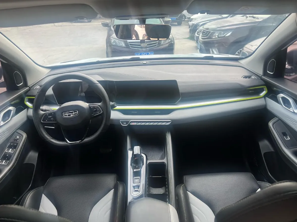 2022 Geely Coolray 1.5T 181HP L4 7DCT,autocango,china used car exporter,china ev exporter,chinese used car exporter,chinese used ev exporter