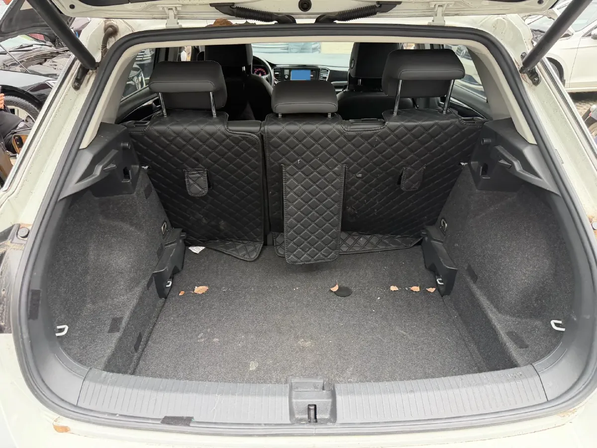 2020 Volkswagen T-Roc 1.4T 150HP L4 7DCT,autocango,china used car exporter,china ev exporter,chinese used car exporter,chinese used ev exporter