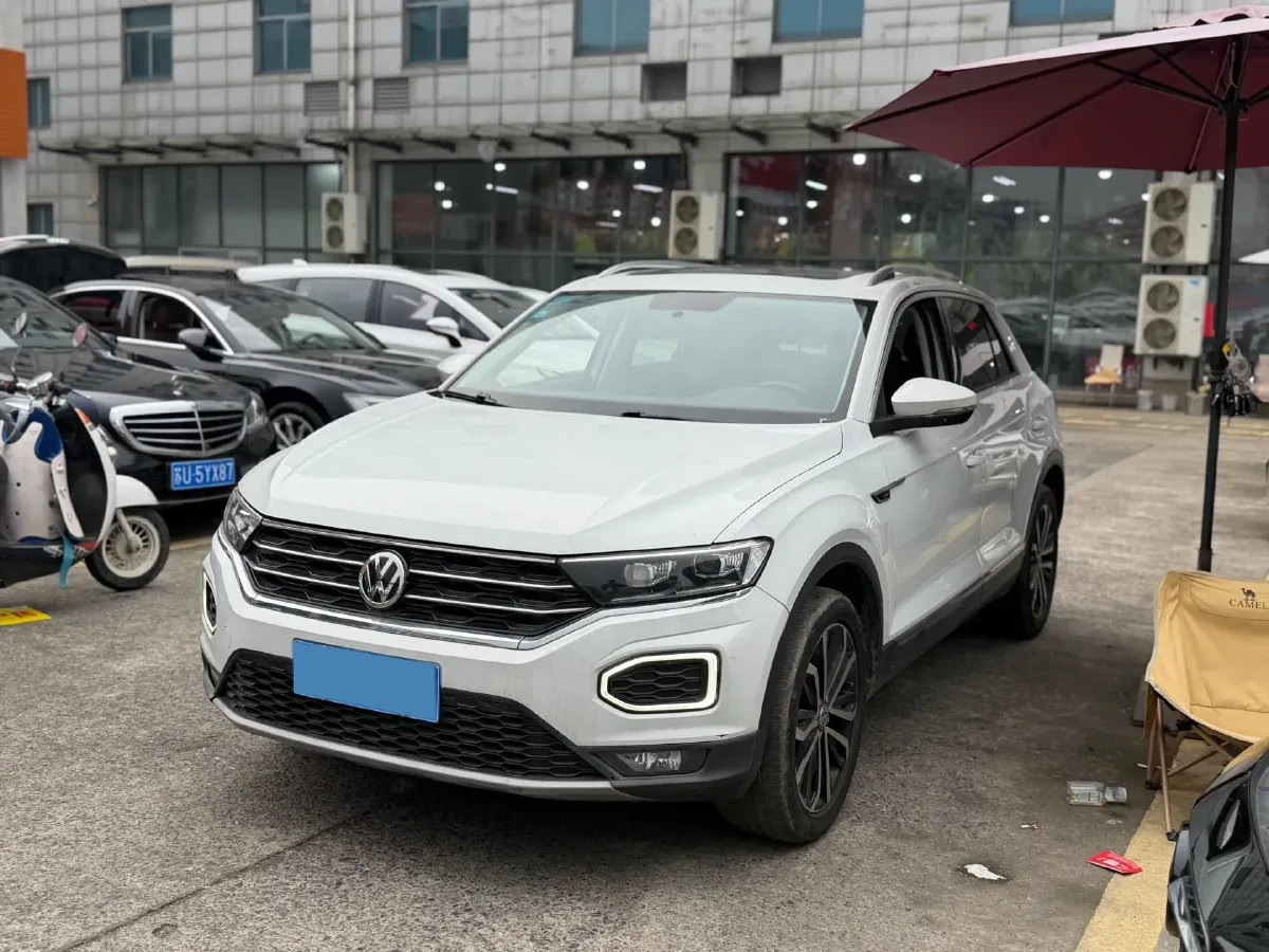 2020 Volkswagen T-Roc 1.4T 150HP L4 7DCT,autocango,china used car exporter,china ev exporter,chinese used car exporter,chinese used ev exporter