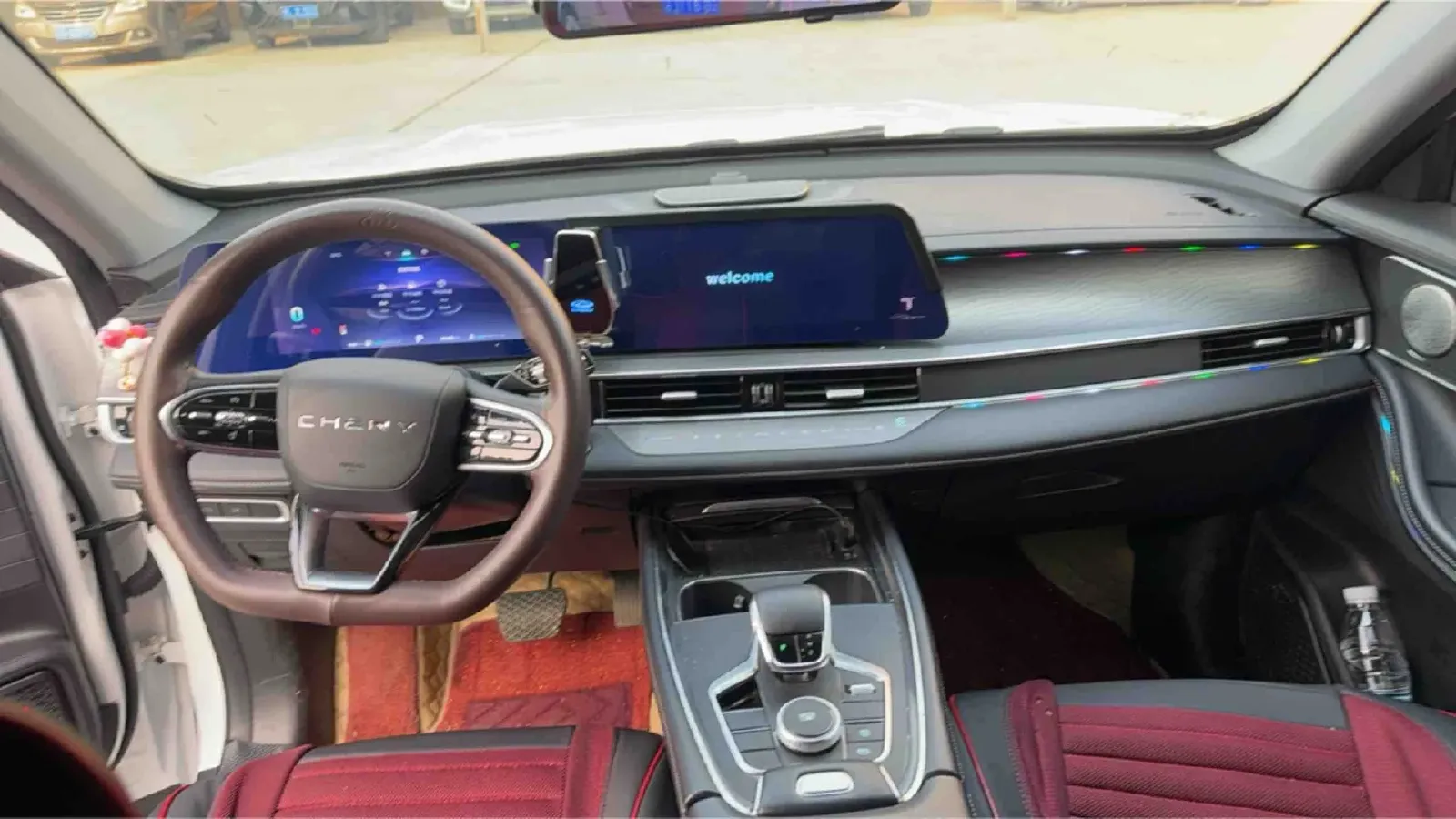 2022 Chery Tiggo 8 PRO 1.6T 197HP L4 7DCT,autocango,china used car exporter,china ev exporter,chinese used car exporter,chinese used ev exporter