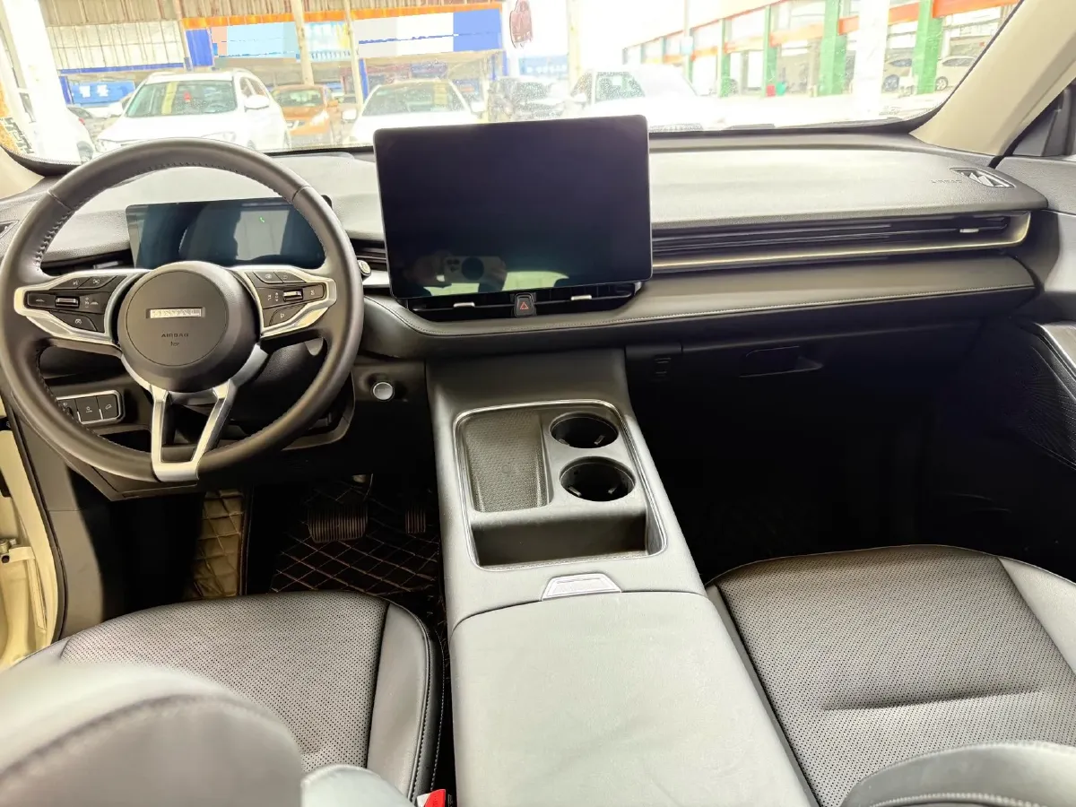 2024 Haval H6 1.5T 184HP L4 7DCT,autocango,china used car exporter,china ev exporter,chinese used car exporter,chinese used ev exporter