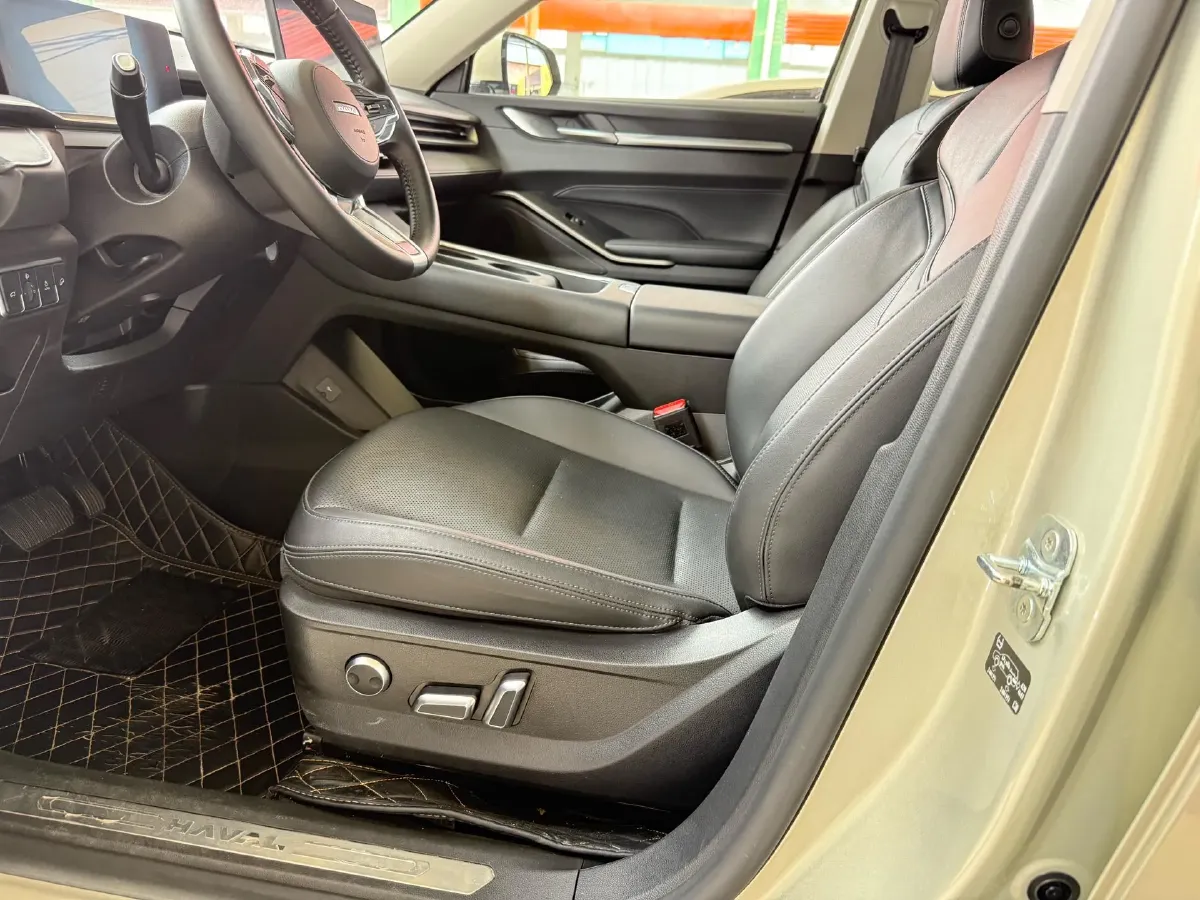 2024 Haval H6 1.5T 184HP L4 7DCT,autocango,china used car exporter,china ev exporter,chinese used car exporter,chinese used ev exporter