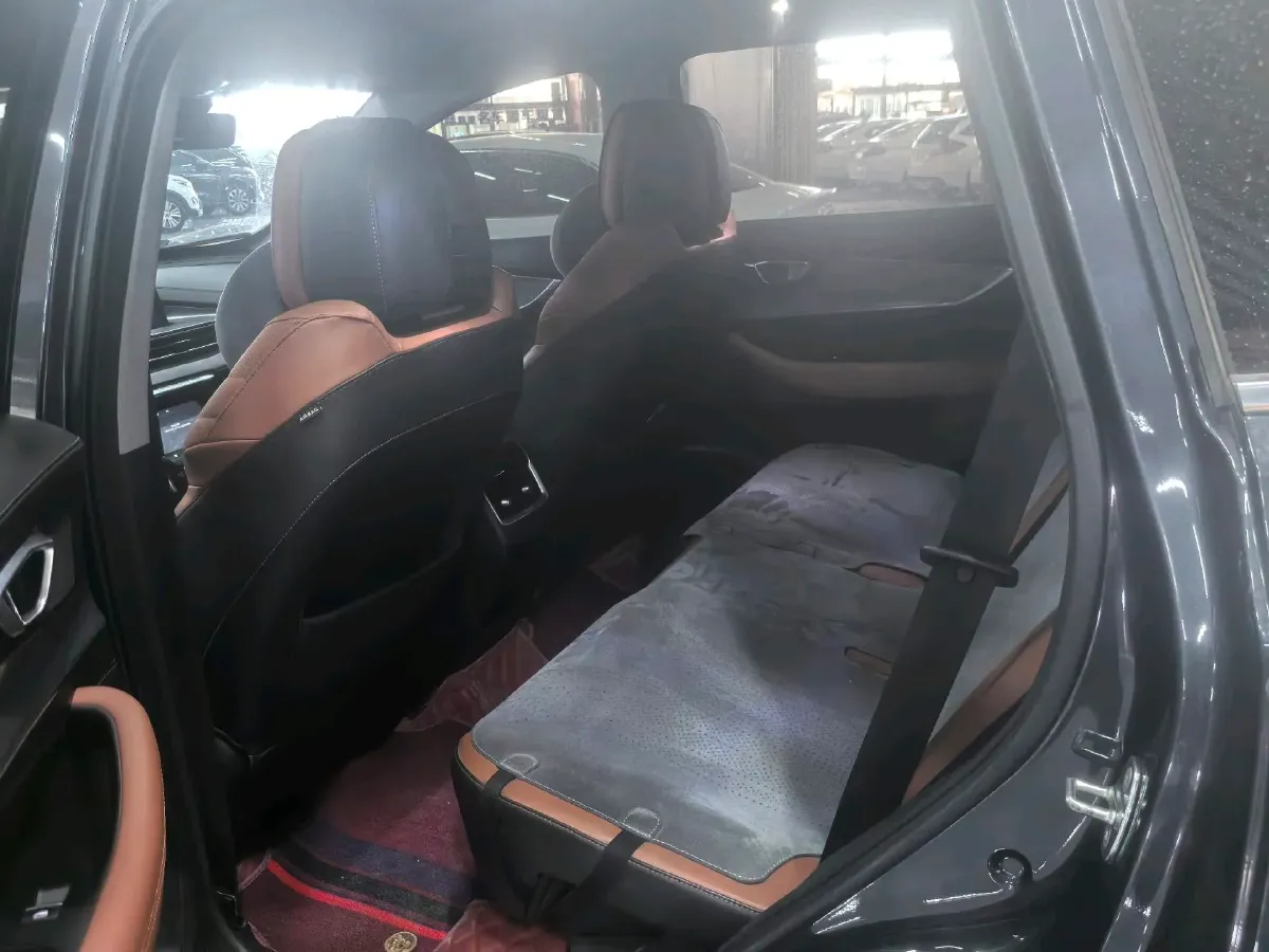 2022 ChangAn CS75 Plus 2.0T 233HP L4 8AT,autocango,china used car exporter,china ev exporter,chinese used car exporter,chinese used ev exporter