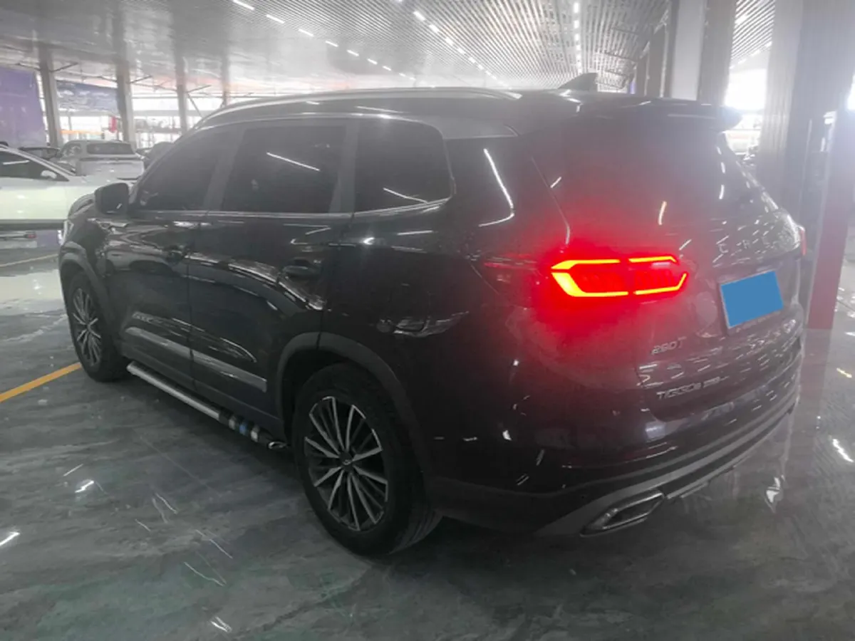 2022 ChangAn CS75 Plus 2.0T 233HP L4 8AT,autocango,china used car exporter,china ev exporter,chinese used car exporter,chinese used ev exporter